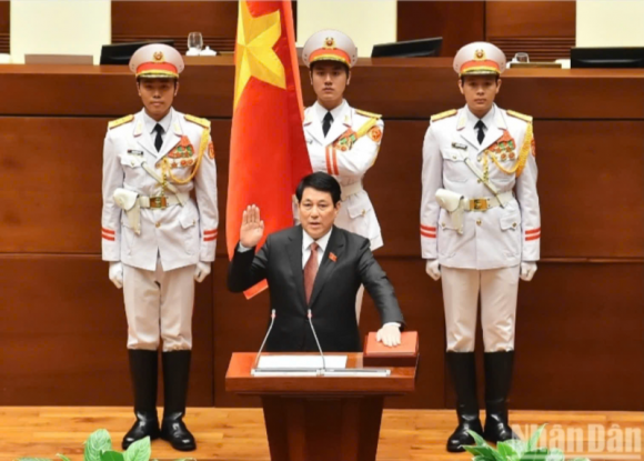 Chủ tịch nước Lương Cường tuyên thệ nhậm chức Chủ tịch nước Lương Cường tuyên thệ nhậm chức